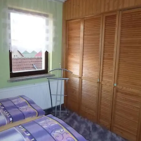 Gemuetliche Grosse Wohnung In Ruhiger Lage Bad Salzungen Exterior photo