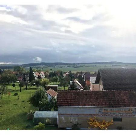 Gemuetliche Grosse Wohnung In Ruhiger Lage Bad Salzungen Exterior photo
